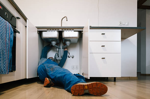 Professional Leak Detection technician working in Brecksville, OH